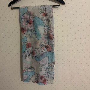 Brand new Loungefly Alice in Wonderland scarf